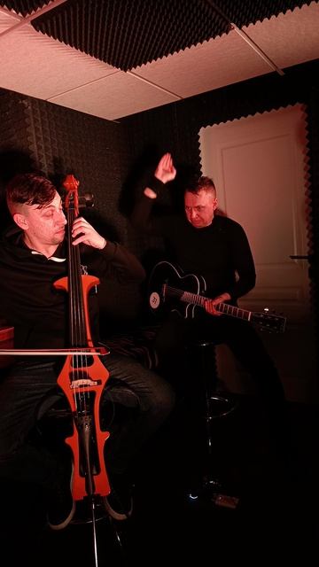 Смуглянка (фрагмент, инструментал) – Правояр и Серёга²