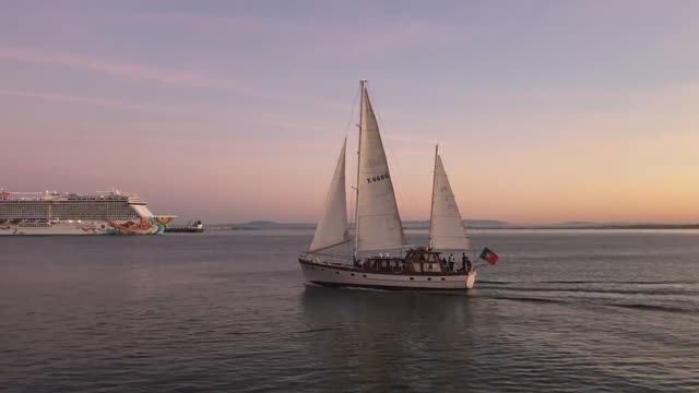 День в Лиссабоне. Наконец то в Португалии!