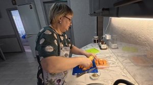 Так совпало, три радости в одно время.