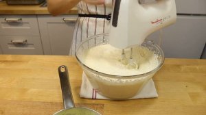 Готовлю знаменитый горячий молочный пирог