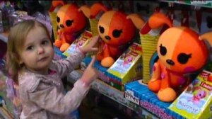 Шопинг в магазине игрушек