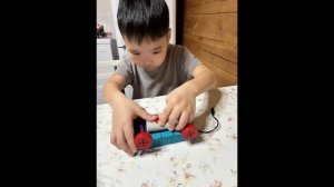 Комбайн и трактор с прицепом