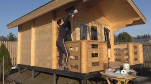 6 соток 1 апреля 2026 года. 2 часть. Обработала антисептиком домик.