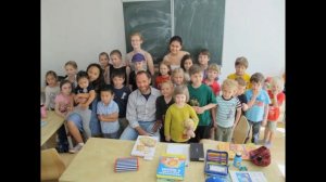 Симон Шурин — «Остановиться, оглянуться» (на стихи А. Аронова). Поёт Илья Короп