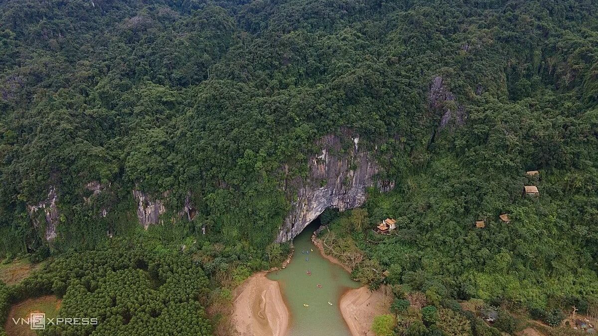 Вьетнам. Пещеры Фонгня-Кебанг.