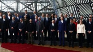 Зеленский надел "маску шута"// Европе пришёл конец! Украина помогла отправить ЕС в нокаут!