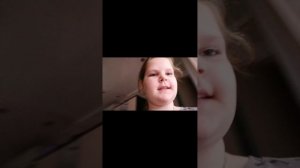 Прячусь от мамы!!