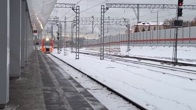 Железнодорожный сборник «Поезда на Восточном вокзале»