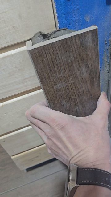 А что так можно было?😁 Легкий способ сделать углы из плитки! Струбцины для склейки тут Https://9pli