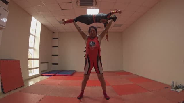 2026-04-10, (07), ZOUK, fitness, Father★STAR, Vale★STAR, Exhibition, Show, Dance, GX011983