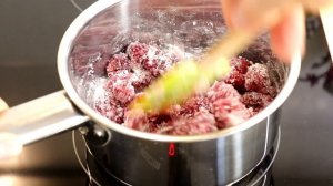 Торт Молочная девочка с малиной