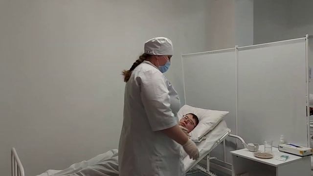 Кормление тяжелобольного.