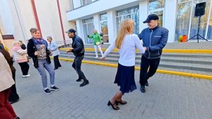 5.04.26г... "Обними, Поцелуй"...