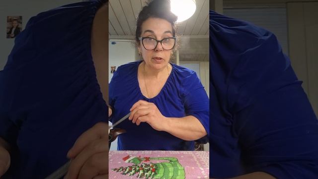 КРАСИМ ЯЙЦА ЛУКОВОЙ ШЕЛУХОЙ.