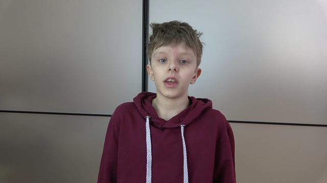 Стихотворение «Баллада о красках» Роберт Рождественский. Читает Артем Шестаков