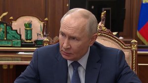 Владимир Путин встретился с губернатором Краснодарского края Вениамином Кондратьевым.