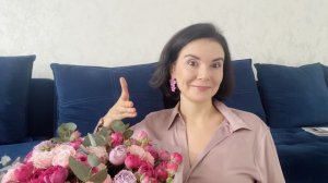 голая по квартире ходишь