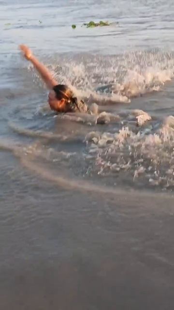 Непонятно кто больше в шоке