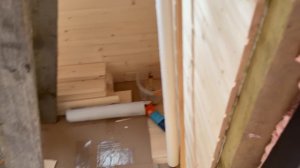 На дачу. Поставили дверь. Гасе все надо))). Зеркало в дом