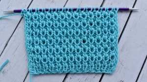 Красивый ажурный узор на основе резинки 1х1. Узор спицами для летних маек, топов и платьев