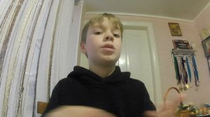 на этом аккаунте Я буду снимать про строительство шалаша