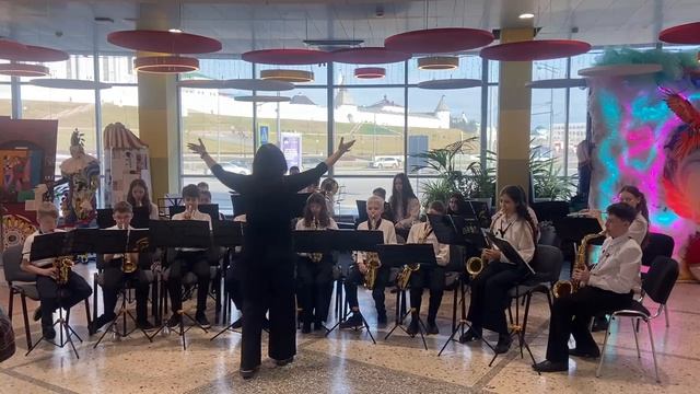 Это мы сегодня в цирке выступали!