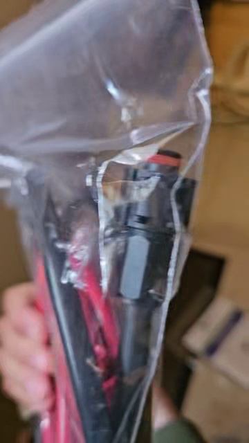 Распаковка LiFePO4 батареи RPT 512V100AH на 5 кВт