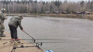 поимка форели.