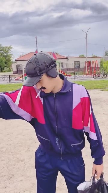 АЛКАШ СО ДВОРА#shorts смотреть онлайн