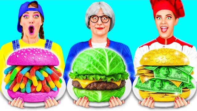 Я против Бабушки Кулинарный Челлендж Укрась Торт | Потрясающие Кухонные Лайфхаки