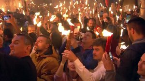 Прямую трансляцию схождения Благодатного огня смотрите завтра на Первом канале