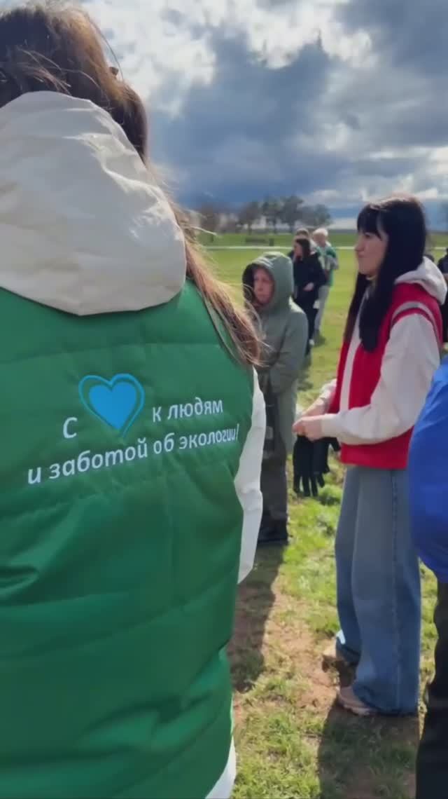 В арт-парке Ultra100 стало заметно зеленее!