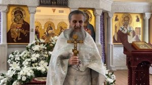 В один день крестили троих. И привезли гроб. Отец Игорь Бачинин