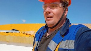 на крыши пожарной части