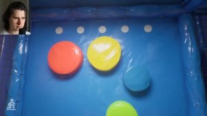 Здесь кто-то есть... [720p]