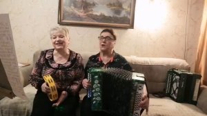 ПРИКОЛЬНЫЕ ЧАСТУШКИ  ОТ ВАЛЮШКИ  И   ТАНЮШКИ