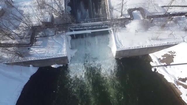 Это случилост на дамбе. кто виноват