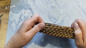 Овальное донышко по схеме в корневой технике плетения ротангом.
Как рассчитать?