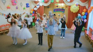 Необычный танец с игрушками на Выпускном утреннике - видеосъемка на заказ, контакты в описании