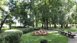 МОСКВА. К ДНЮ КОСМОНАВТИКИ!  ВДНХ. Сквер имени С.П. Королева. СПУТНИК ЗЕМЛИ....