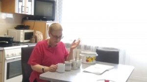 Распаковка. Крашу яйца. Выходной весь в делах домашних.