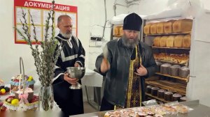 "Сбрасывают дронами" - стрелок о доставке куличей российским военным.