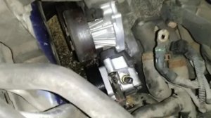Замена штуцера насоса ГУР форд фокус 2 Ford Focus II Power Steering Pump