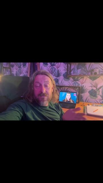 Неистово бесит!