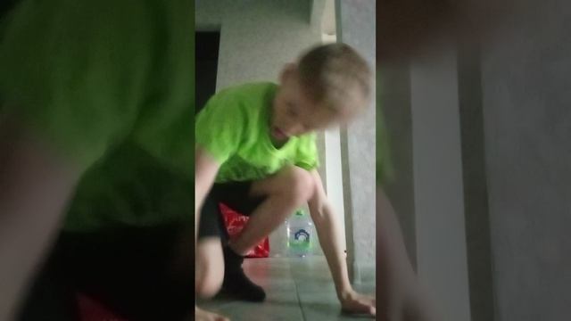 Зомби апокалипсис в доме сериал друзья 5 серия