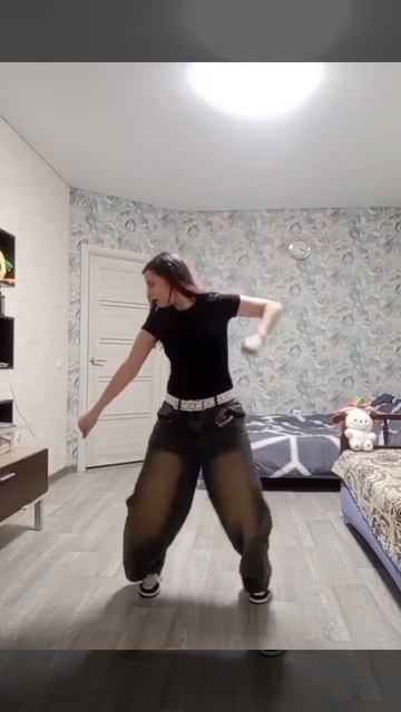 Моя любимая девочка. Ты в танцах.