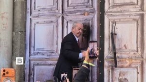 Схождение Благодатного Огня во время войны 2026 год в Иерусалиме открыли храм Гроба Господня