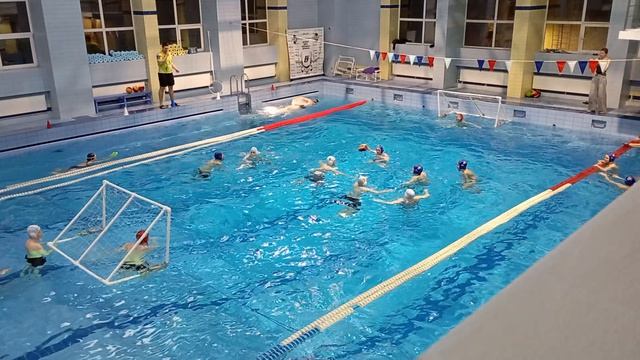 Однообразно и безобразно: 100500-й матч СуперСтаров (синие) и Гидровикингов (белые). Выключи звук.