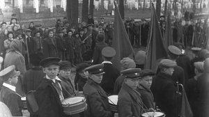 90 лет Ленину