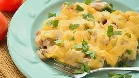 Жульен с курицей и шампиньонами на сковороде. Быстро и вкусно!